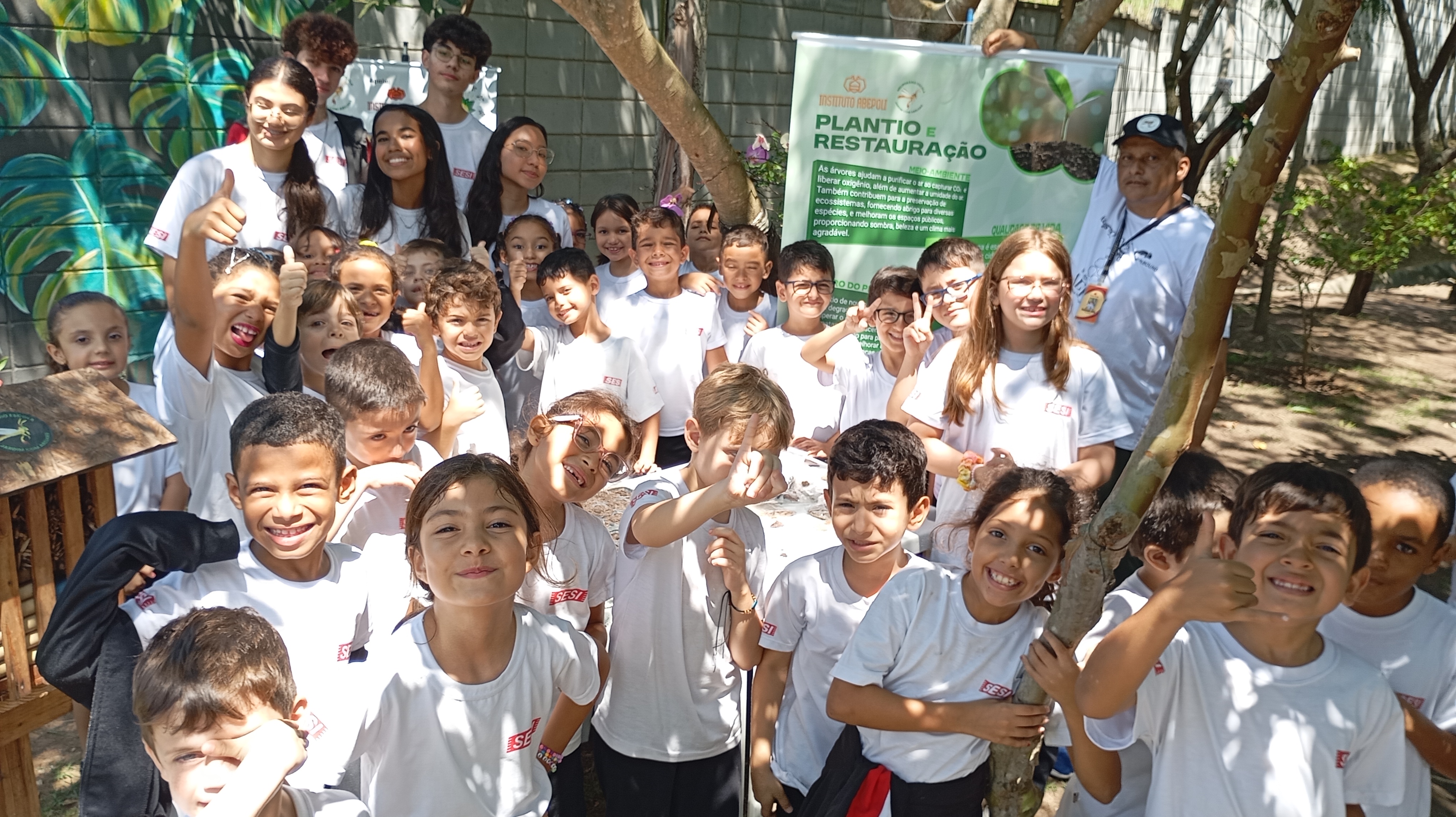 Foto crianças Abepoli